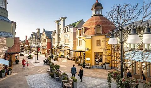 Maasmechelen Village